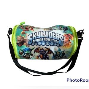 Large Vinyl shiny patent Skylanders Spyro’s Adventure figure carrying case bag